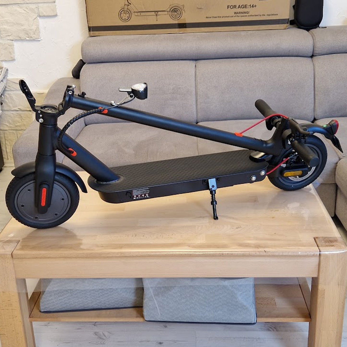 iScooter E-Scooter mit Straßenzulassung (ABE) – 20 km Reichweite, 350 W Motor
